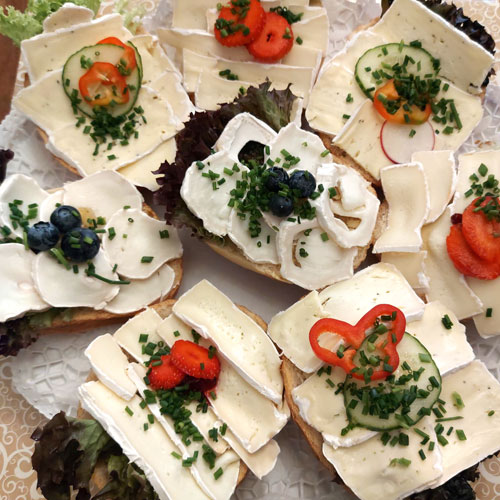 Vegetarier Brötchen – liebevoll belegt und dekoriert